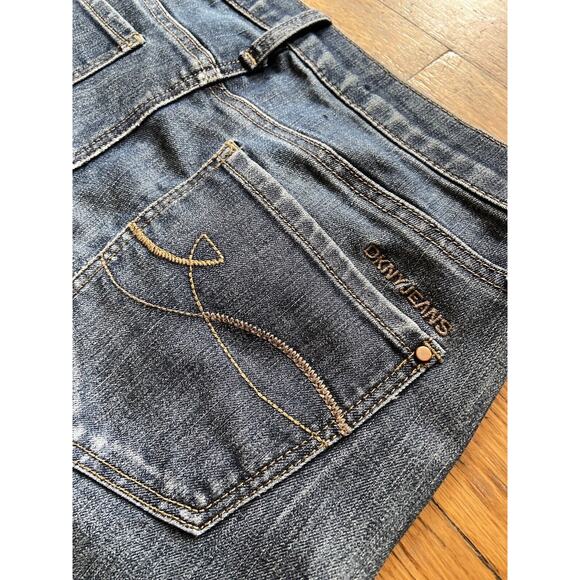DKNY Jeans Distressed Mid-Rise Denim Jeans sz 8 - Picture 6 of 7